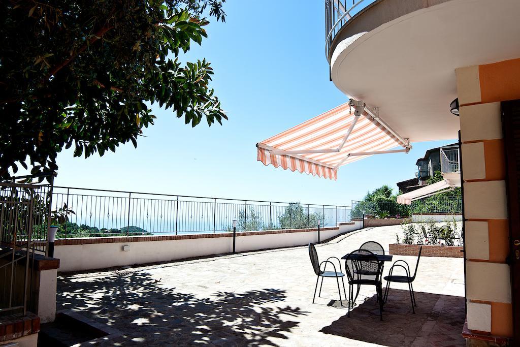 Appartement I Tre Pini à Pollica Extérieur photo